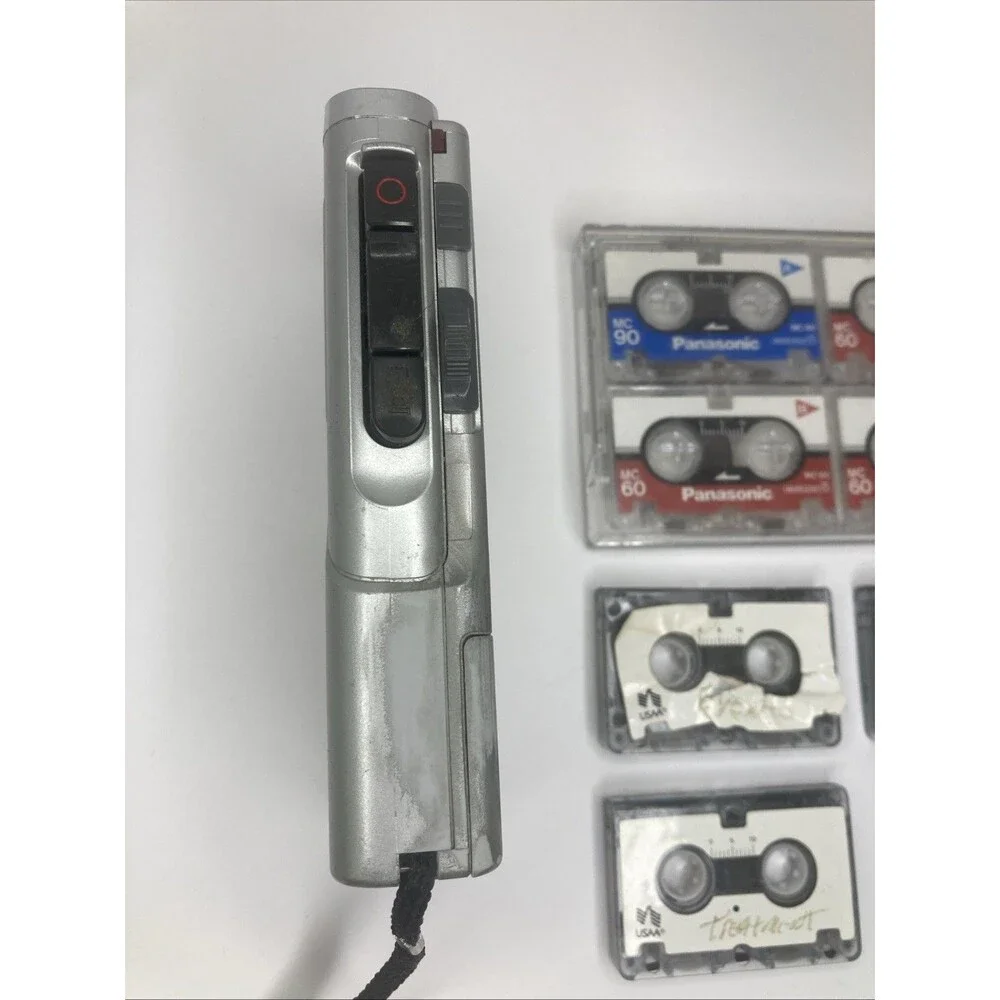 Sony Voice Recorder AS IS UNTESTED M-540V PARTS Or Repair With 7 Pre-owned Tapes